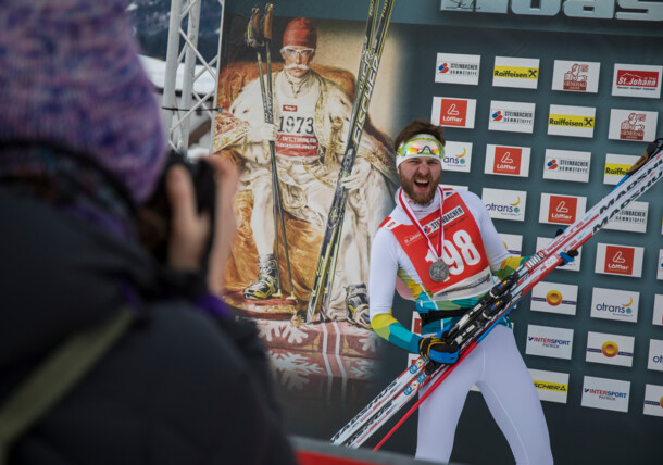     At the annual Koasalauf up to thousands of cross-country skiing enthusiasts meet in the region St. Johann in Tirol / St. Johann in Tirol